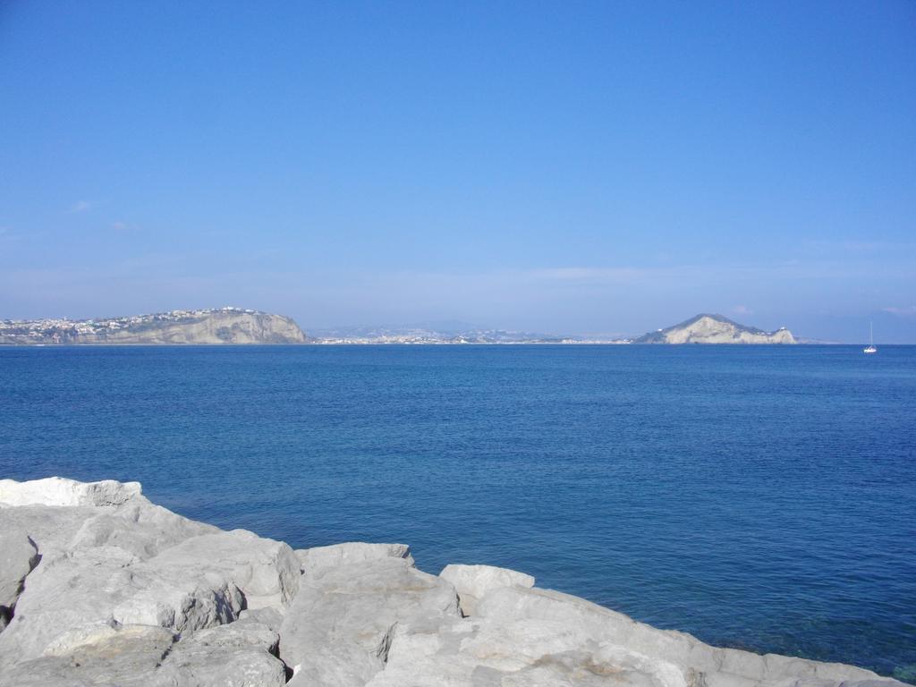 Casa Di Majo Hotel Procida Exterior foto